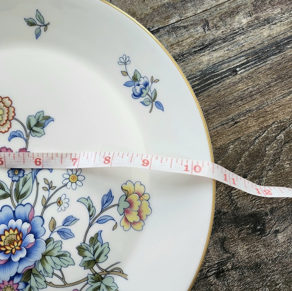 Vintage Royal Albert New Romance Hidden Valley 10.5" Dinner Plate - Picture 7 of 7